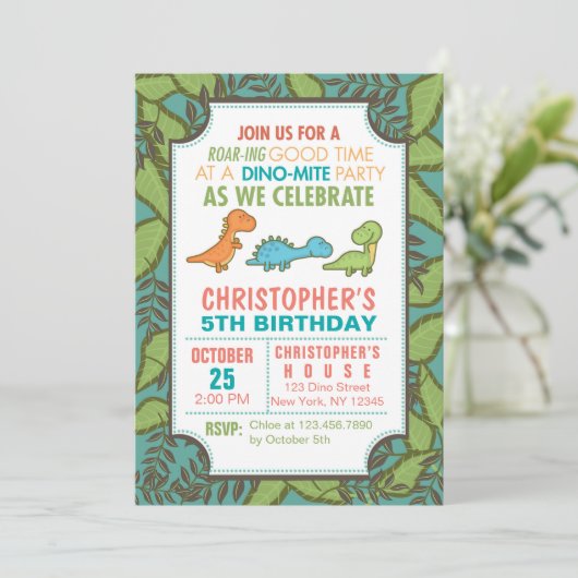 Niedliche Dinosaurier Geburtstagsparty Einladung (Stehend Vorderseite)