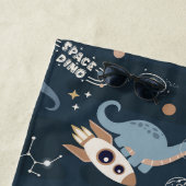 Niedliche Dinosaurier in Space Pattern Kids Strandtuch (Beispiel)