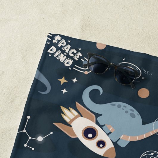 Niedliche Dinosaurier in Space Pattern Kids Strandtuch (Beispiel)