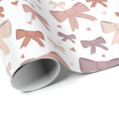 Niedliche, dreckige, rosafarbene Bogen und Herzmus Geschenkpapier (Rolleneckpunkt)