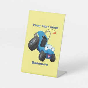 Niedliche Düne-Buggy des Cartoon Sockelschild
