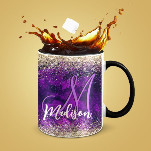 Niedliche dunkle lila Imitat Glitzer Monogramm Tasse