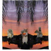 Niedliche Eichhörnchen bei Sonnenuntergang Duschvorhang (Vorderseite)
