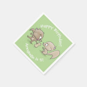 Niedliche Eichhörnchen, die einen Erdnussbaum teil Serviette (Ecke)