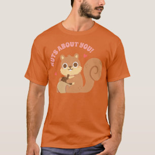 Niedliche Eichhörnchen über Ihre Liebe Puppe T-Shirt