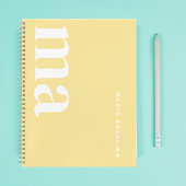 Niedliche Einfache Gelbe Monogrammschule Notizblock