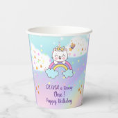 Niedliche Einhornkatze auf Regenbogenstars 1. Gebu Pappbecher (Rückseite)