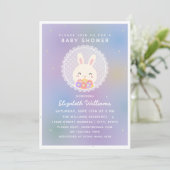 Niedliche Einige Bunny & Blume Elegante Baby Girl Einladung (Stehend Vorderseite)