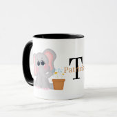 Niedliche Elefantenliebhaber fügen Monogramm hinzu Tasse (Vorderseite Links)