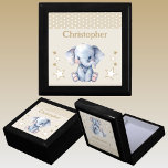 Niedliche Elefantensterne geben Braun-Sake den Nam Erinnerungskiste<br><div class="desc">Halten Sie die Geschenkboxen für Kinder. Personalisieren mit einem Namen. Mit einem niedlichen Elefanten,  Polka Punkten und Sternen in Braun und Weiß.</div>