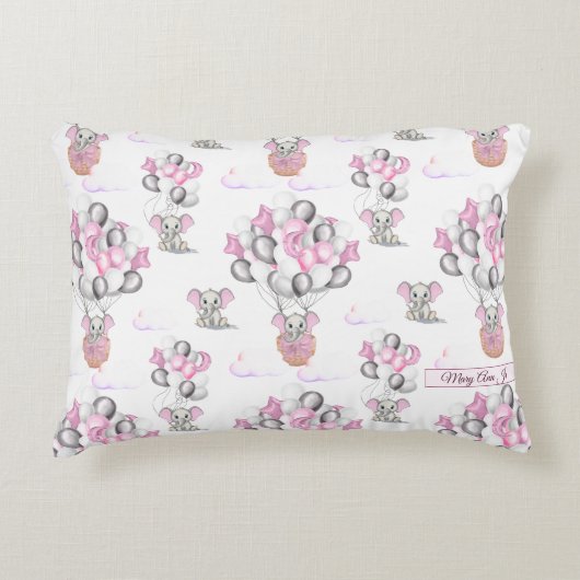 Niedliche Elephants Balloons & Clouds Baby Girl Dekokissen (Vorderseite)