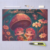 Niedliche Elfen spielen unter Pilzen Seidenpapier (Handwerk)