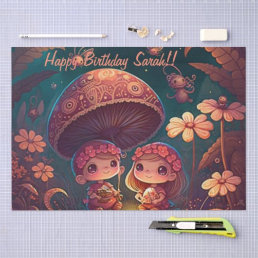 Niedliche Elfen spielen unter Pilzen Seidenpapier (Handwerk)