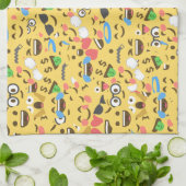 niedliche Emoji-Liebe hört Kuss Lächeln Muster Handtuch (Gefaltet)