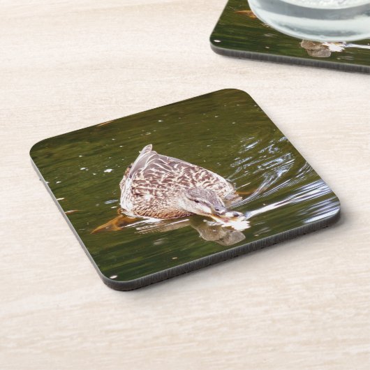 Niedliche Ente Fütternd Untersetzer (Linke Seite)