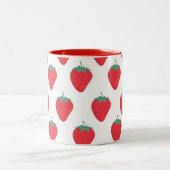 Niedliche Erdbeere-Tasse Zweifarbige Tasse (Mittel)