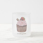 Niedliche Erdbeerkuchen in Aquarellfarbe Mattglastasse (Mittel)