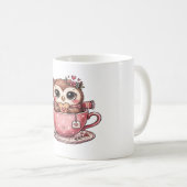 Niedliche Eule in einer gemütlichen Tasse (VorderseiteRechts)