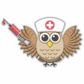 Niedliche Eule mit Spritze Cartoon Aufkleber (Vorderseite)