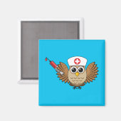 Niedliche Eule mit Spritze Cartoon Magnet (Vorderseite/Rückseite)