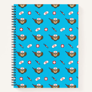 Niedliche Eule mit Spritze Cartoon Notizblock