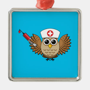 Niedliche Eule mit Spritze Cartoon Ornament Aus Metall