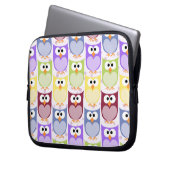 Niedliche Eulen, Eukalyptusmuster, Babyschale, far Laptopschutzhülle (Vorderseite Links)