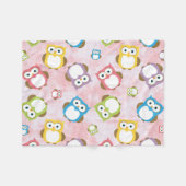 Niedliche Eulen, Eukalyptusmuster, farbige Eulen,  Fleecedecke (Vorderseite (Horizontal))