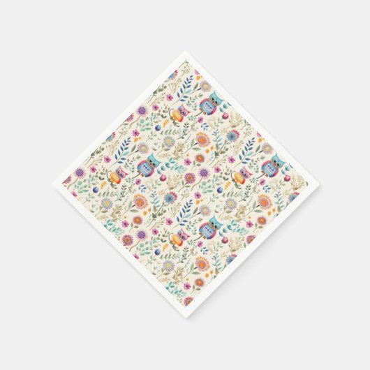 Niedliche Eulen in Florals Serviette (Ecke)