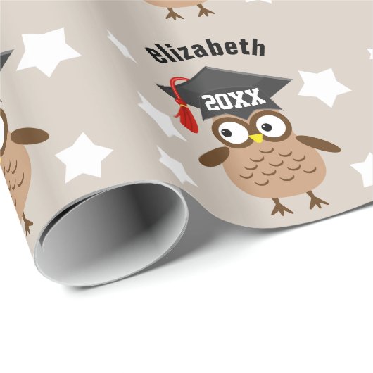 Niedliche Eulen-Klasse IRGENDEINES JAHR neuen Geschenkpapier (Rolleneckpunkt)