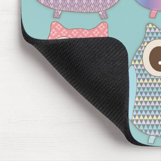 Niedliche Eulen sortierte Farben Mousepad (Ecke)