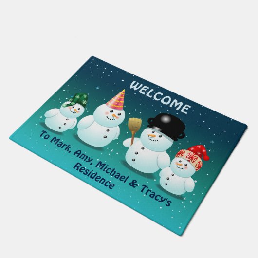 Niedliche Familie von Snowmen Fußmatte (Schrägansicht)