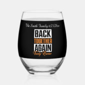 Niedliche Familie zusammen mit Namensdatum Wieders Weinglas Ohne Stiel (Vorderseite)