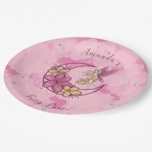 Niedliche Fantasiewelt auf der Moon Custom Paper P Pappteller (Schrägansicht)