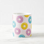 Niedliche, farbenfrohe Donuts mit Sprinklermuster Kaffeetasse (Mittel)