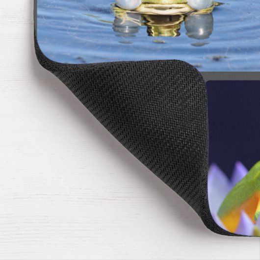 Niedliche, farbenfrohe Froschmousepad! Mousepad (Ecke)