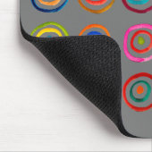 Niedliche farbenfrohe Regenbogenzirkel Mousepad (Ecke)