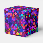 Niedliche farbige Spiralkosmosemuster Geschenkschachtel (Rückseite)