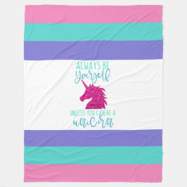 Niedliche farbige Unicorn Fleece Blanket