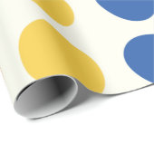 Niedliche Farbpunkte skandinavisches Muster Blau P Geschenkpapier (Rolleneckpunkt)