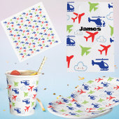 Niedliche Farbraumflugzeuge und Wolkenflughafen Pappteller