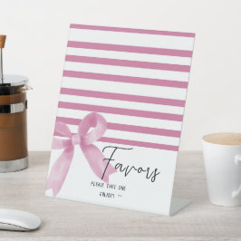 Niedliche Farbrosa Bow-Favoriten Sockelschild