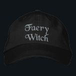 Niedliche Fee Hexe Verzauberte Lila Schwarze Fee Bestickte Baseballkappe<br><div class="desc">Eine niedliche moderne Hexe,  die mit einem Lavendel bestickt wurde,  lila auf einer schwarzen Baseballkappe mit der Text-Fee Hexe. Diese magische Fee Hexen,  die einem Namen oder einem anderen Text personalisiert sein können. Eine coole Hexengeschenkidee für die verzauberte Hexe.</div>