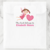 Niedliche Fee mit rosa Herzkinderbuch Buchzeichen Quadratischer Aufkleber (Tasche)