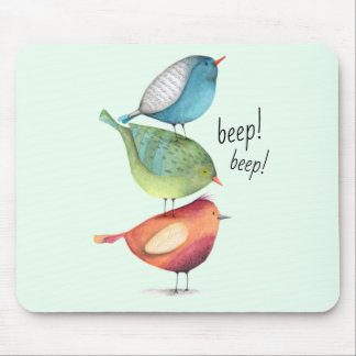 Niedliche fette Vögel stehend auf einander Mousepad