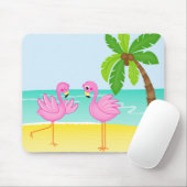 Niedliche Flamingo-Strand-Szene mit Palme Mousepad (Mit Mouse)