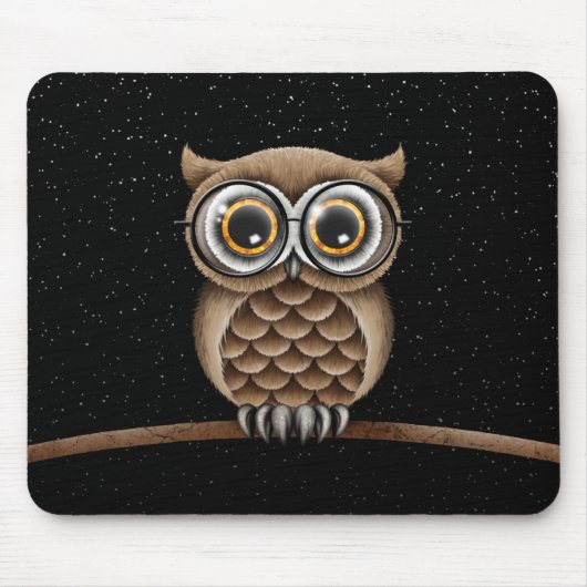 Niedliche flaumige Brown-Eule mit Lesegläsern u. Mousepad (Vorne)