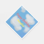Niedliche flauschige Wolken Geburtstag Serviette (Ecke)