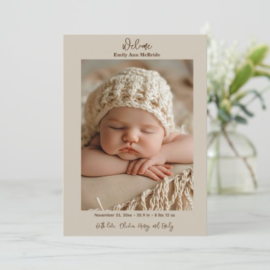 Niedliche florale Whimsical Blume Sweet Baby Girl Ankündigung (Stehend Vorderseite)