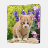 Niedliche Fluffy Ginger Baby Cat Kitten in Blume H Keramikornament (Links)